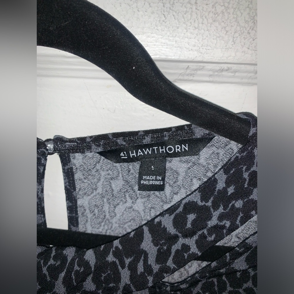 41 hawthorn black and gray leopard print sleeveless blouse size large - Picture 2 of 6